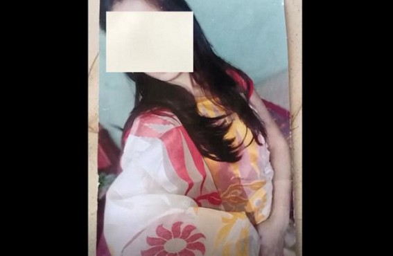 19-year old girl allegedly abducted from Madhupur in a filmy manner, alleged girl's Family 19-year old girl allegedly abducted from Madhupur in a filmy manner, alleged girl's Family